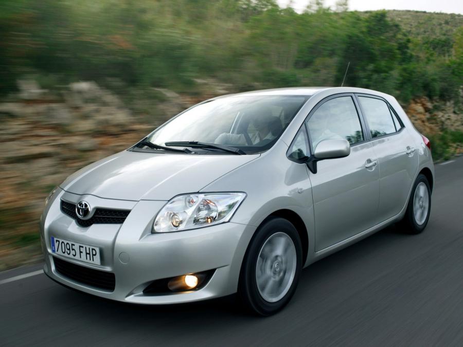  Toyota Auris 5-Door 2007 года  (фото 2 из 30)